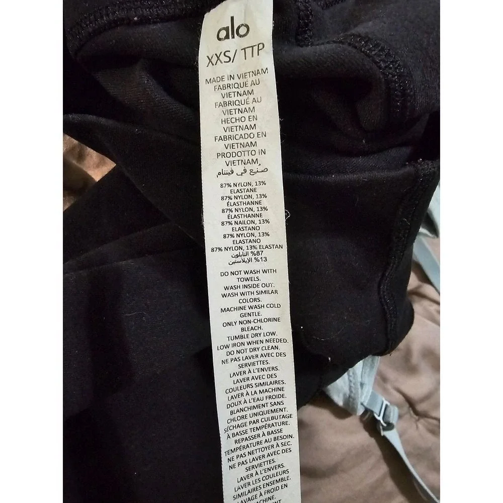 Alo Yoga High Waist Airbrush Flare Leggings‎ Black XXS Bootcut Yoga Pants